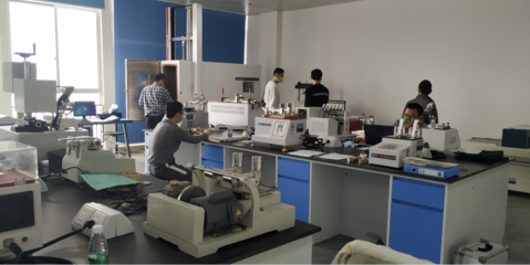 助力復(fù)工復(fù)產(chǎn)，國家鞋檢中心為制鞋企業(yè)提供精準(zhǔn)檢測服務(wù)